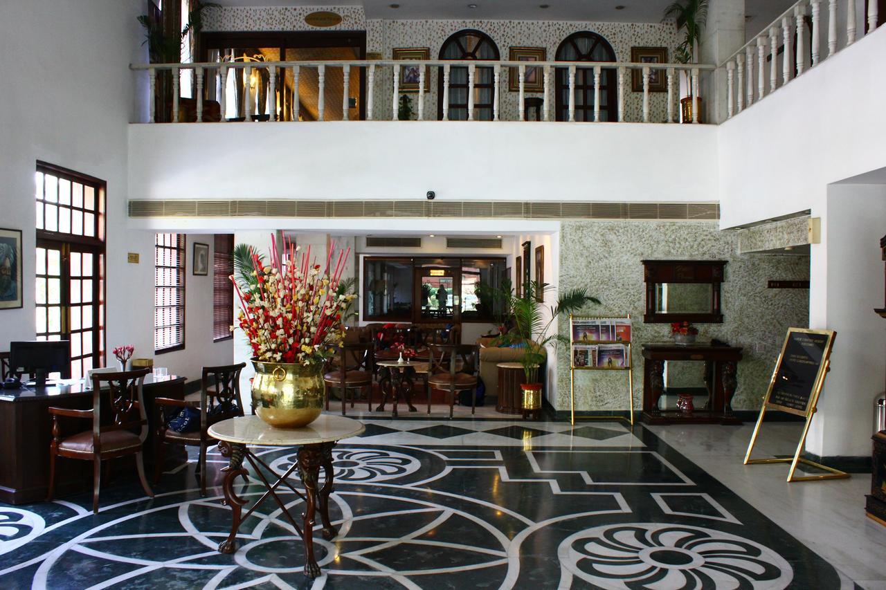 גורגאון Ashok Country Resort מראה חיצוני תמונה