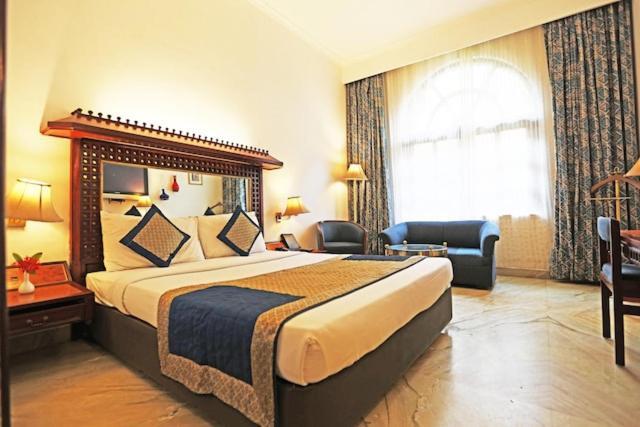גורגאון Ashok Country Resort מראה חיצוני תמונה